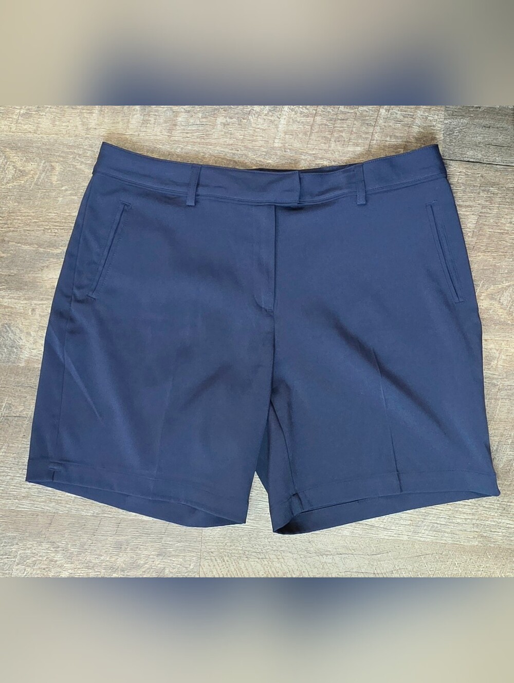 Lady Hagen 7" Inseam Relaxed Bermuda Golf Shorts Womens 10 Navy Moisture Wicking